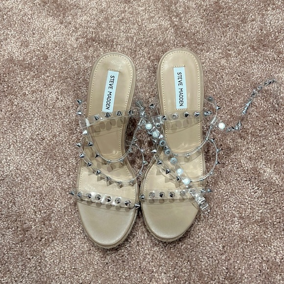 Steve Madden wedge sandals - Picture 1 of 4